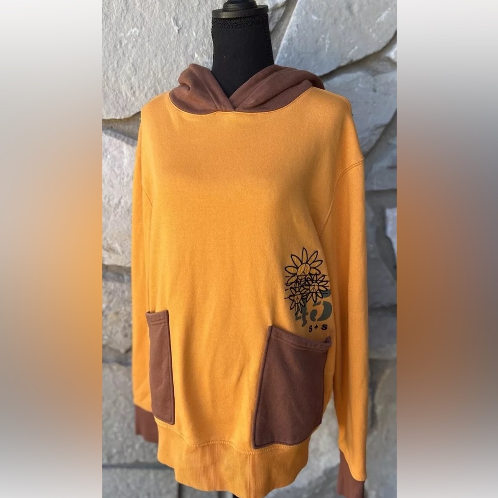 Ouigi Theodore For Sun and Stone Sweatshirt Hoodie M